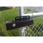 FM144 Automatic Electric Gate Lock Installed on Chain Link Gate