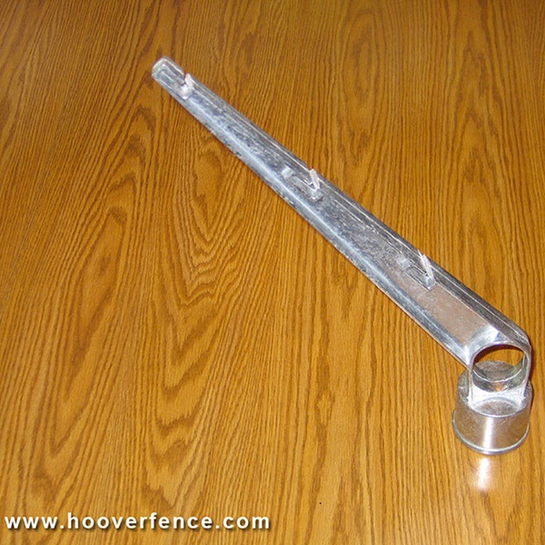 45° Chain Link Fence Barb Wire Arms - Aluminum