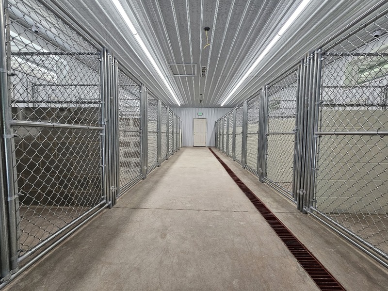 Hoover Fence Chain Link Dog Kennel Panels w/ Gates - Heavy Grade - HF20 Frame w/ 9 ga. Fabric