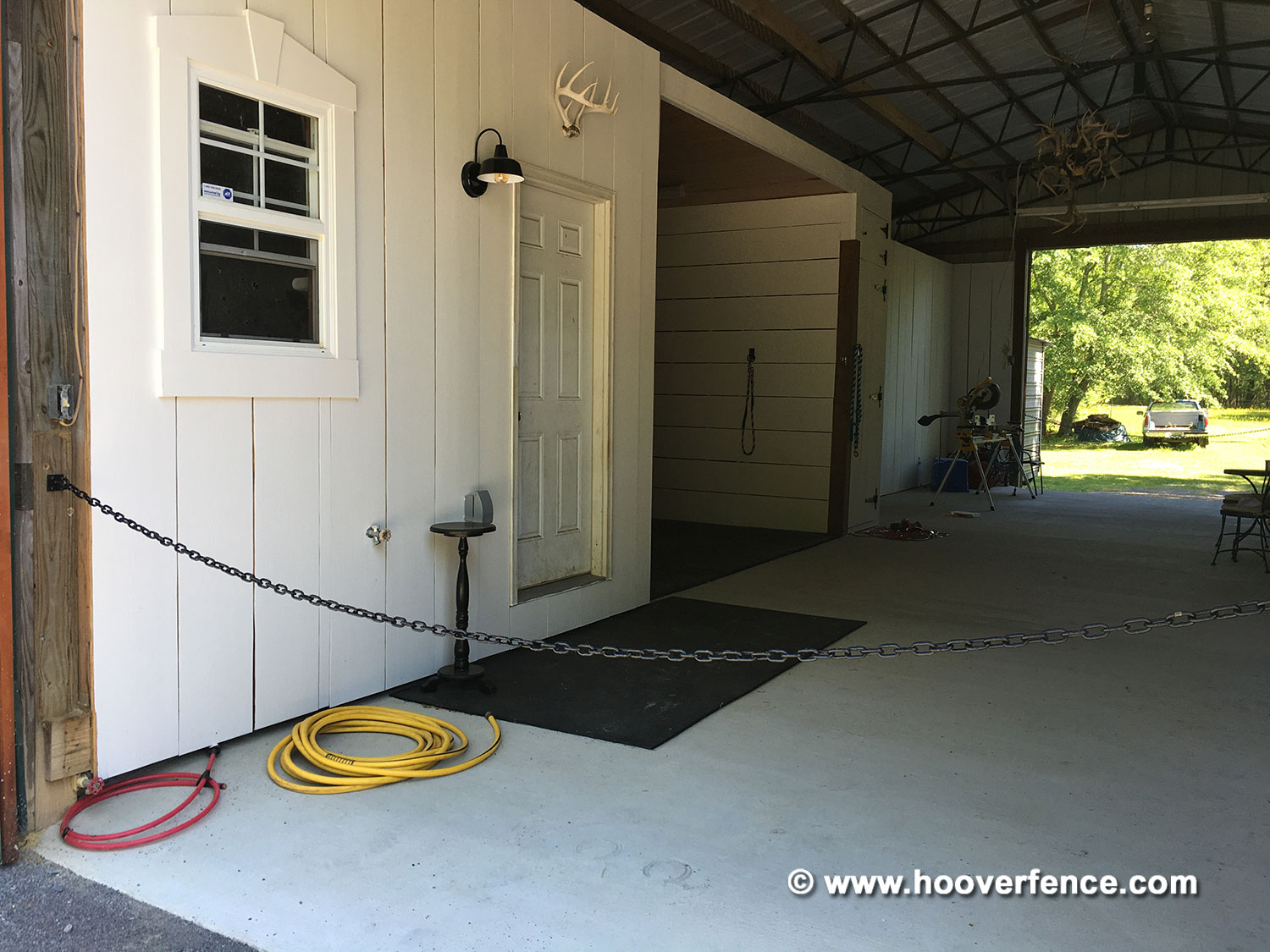Customer Install - Snug Cottage Hardware's 1/4 inch Landscape Chain on Horse Barn - Springville, AL
