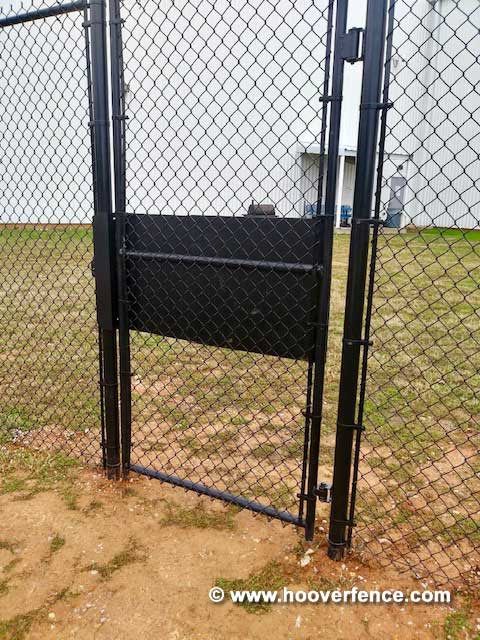 Customer Photo - Black Chain Link Swing Gate with PS11EDGEVAL24B Panic Bar Kit Installed - Northport, AL