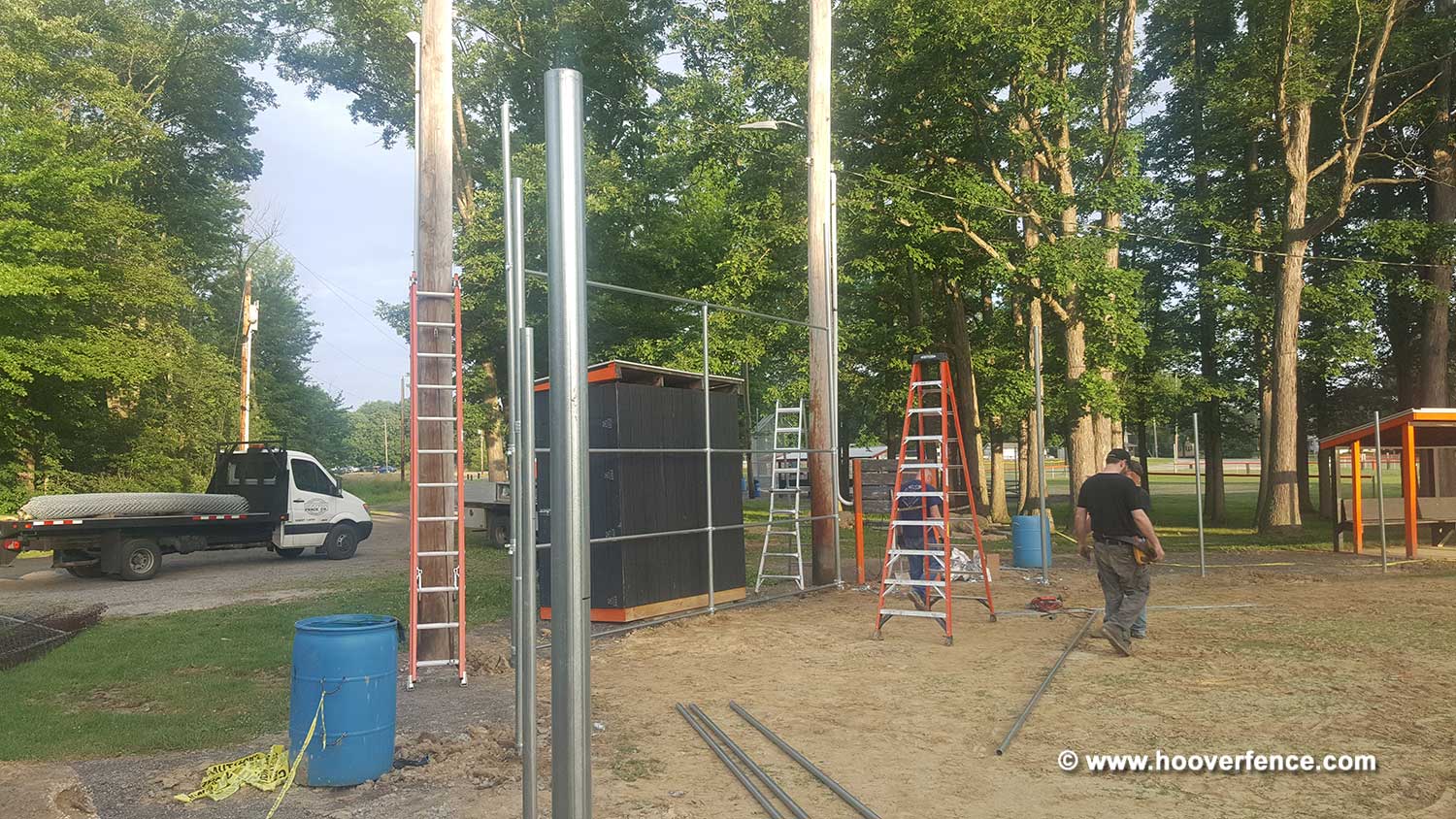 Hoover Fence F37 Backstop Kit, 20' wide, 10' wings, 6' canopy Hoover