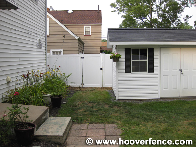 Bufftech New Lexington Vinyl Fence Sections | Hoover Fence Co.